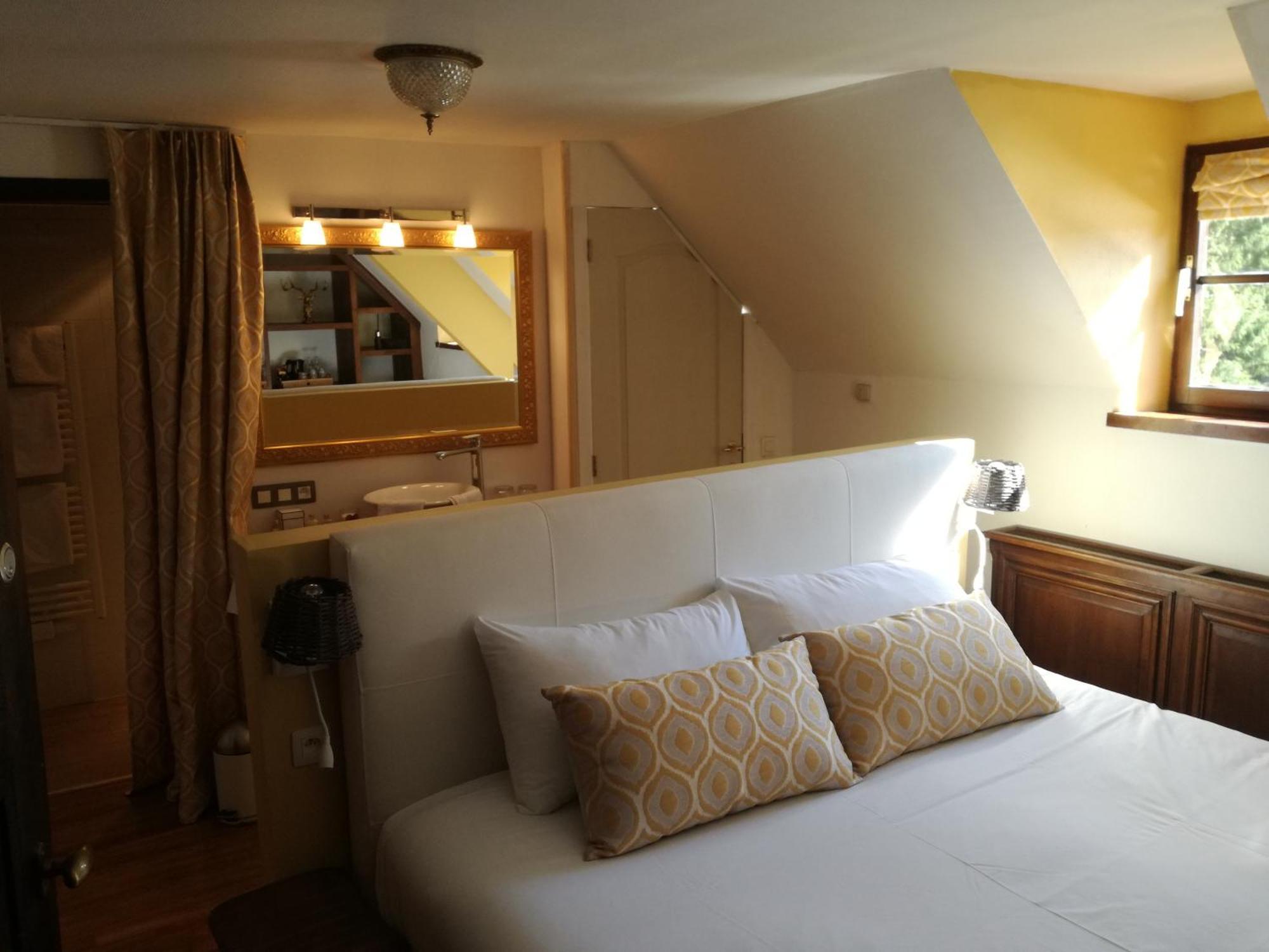 La Bergerie De Lives Bed & Breakfast Namur Room photo